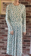 80  s green  white floral matching top and midi skirt