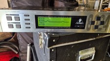 Behringer Ultra Curve Pro digital 24 Bit DUAL-DSP MAINFRAME MODEL DSP 8024