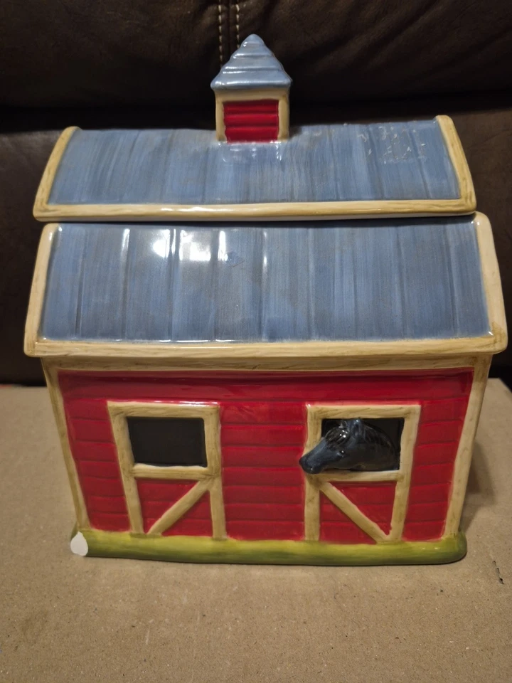 Tarro de galletas de granero 3D Clover Farm Horse pequeño chip que se muestra en la foto único Foto 3 de 4