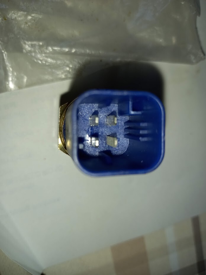 ライブ写真「2」 Genuine Peugeot Citroen 1.9 DW8 Coolant Temperature Sensor 133887