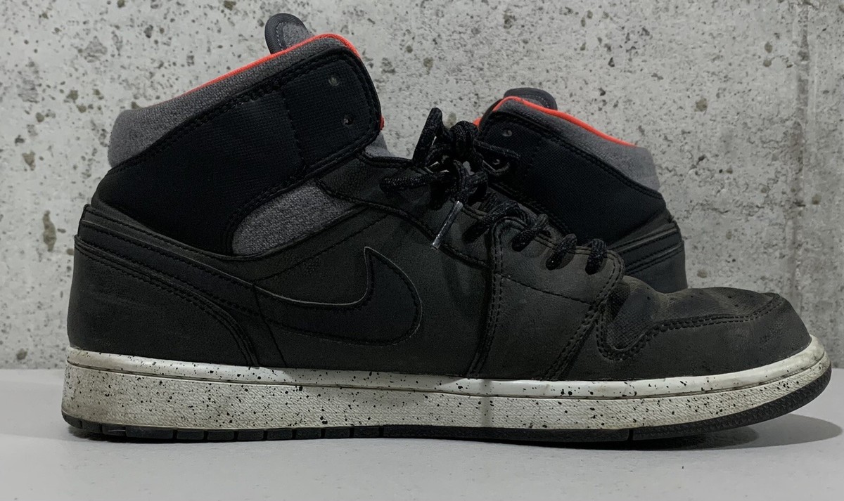 Nike Air Jordan 1 Mid Holiday 811124-035 Men Size 12 Black/Dark Grey‎ Infrared Air Jordan 1 Mid  main image 2