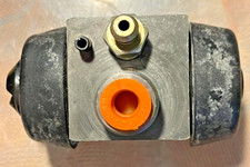 Rear Wheel Cylinder Repair Kit for Triumph TR7, Viva HC, Mini