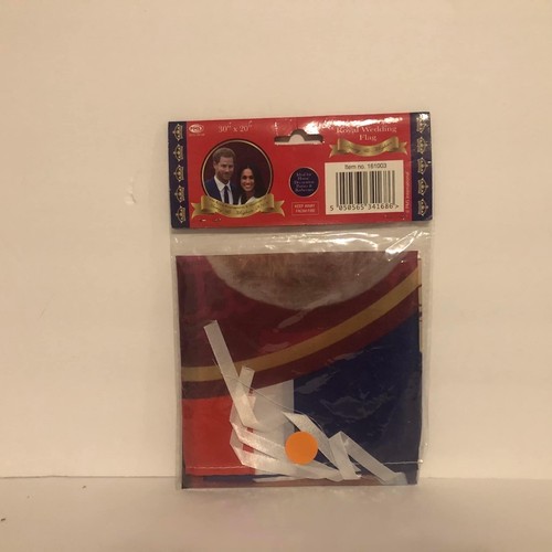 The Royal Engagement And Wedding Of Harry And Meghan 2018 Commemorative Flag - Picture 9 of 24