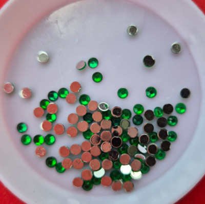 100 Strass/Glitzer/Schmucksteine, No Hotfix, Fb. (6) Smaragd, SS10 2,8-3 mm