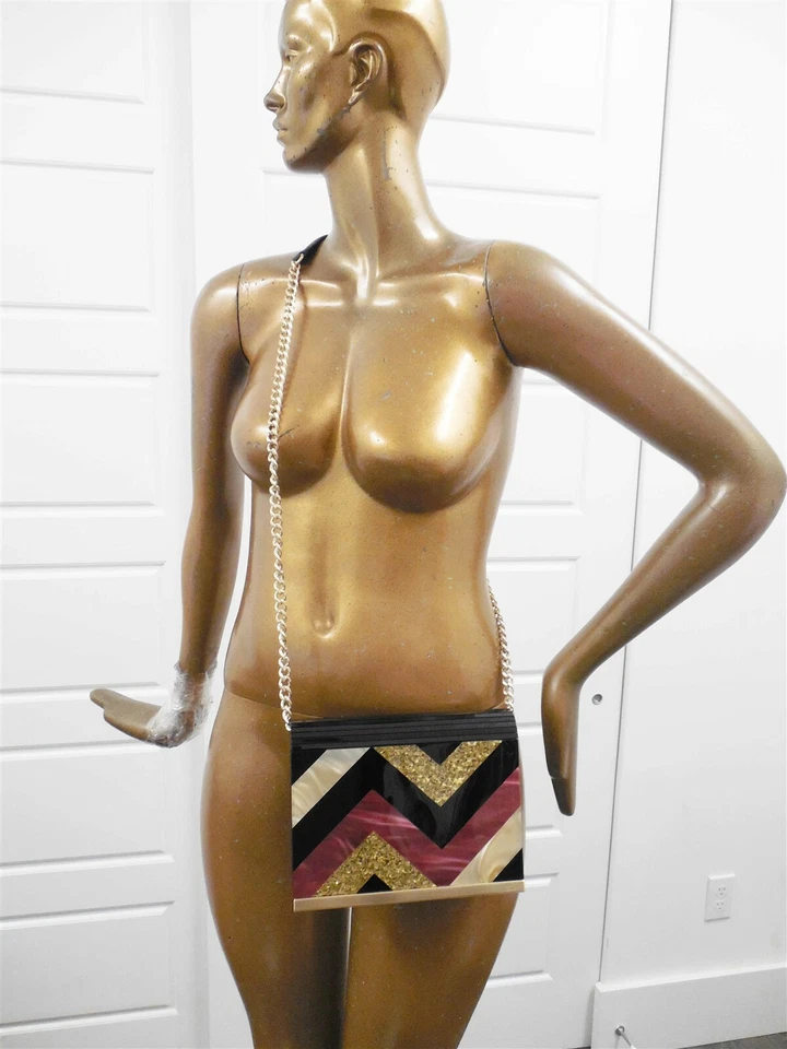 Bolso sin asas convertible Rafe abstracto acrílico cuero negro cadena dorada Foto 2 de 4