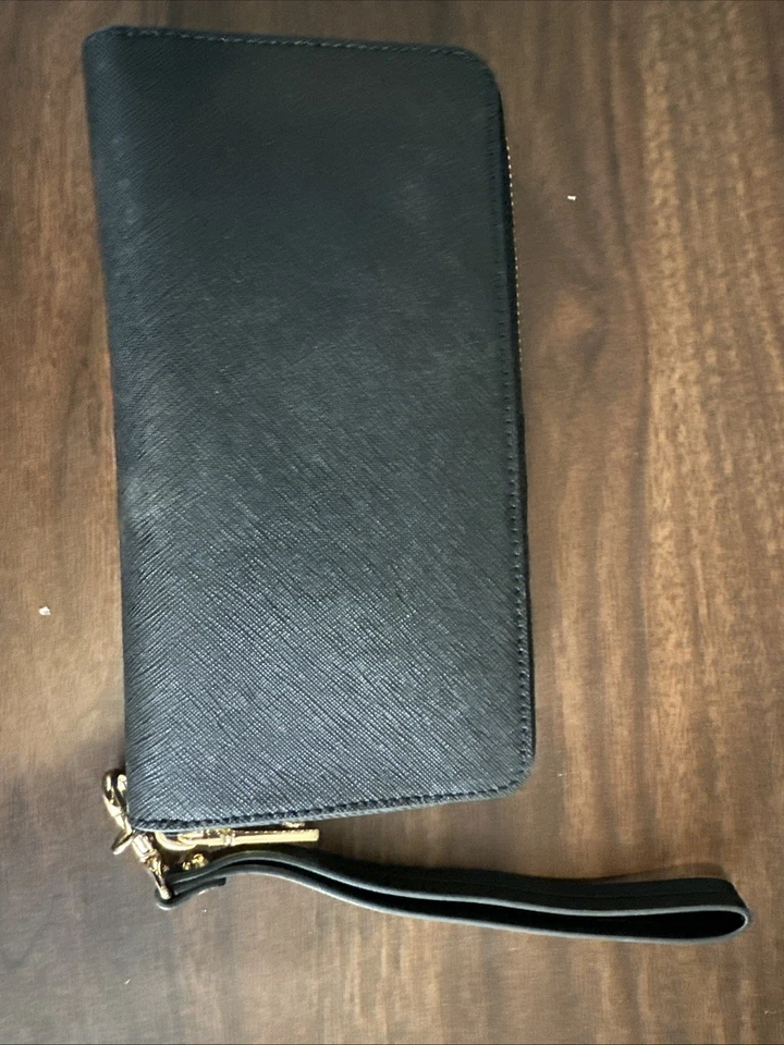 New Black DKNY Wristlet Wallet. - Image 2 of 4