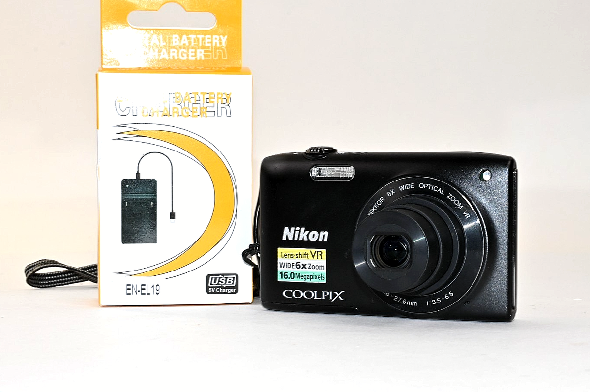 Nikon COOLPIX S01 黒 Amazon.com : Nikon COOLPIX S01 10.1 MP Digital Camera with 3x Zoom