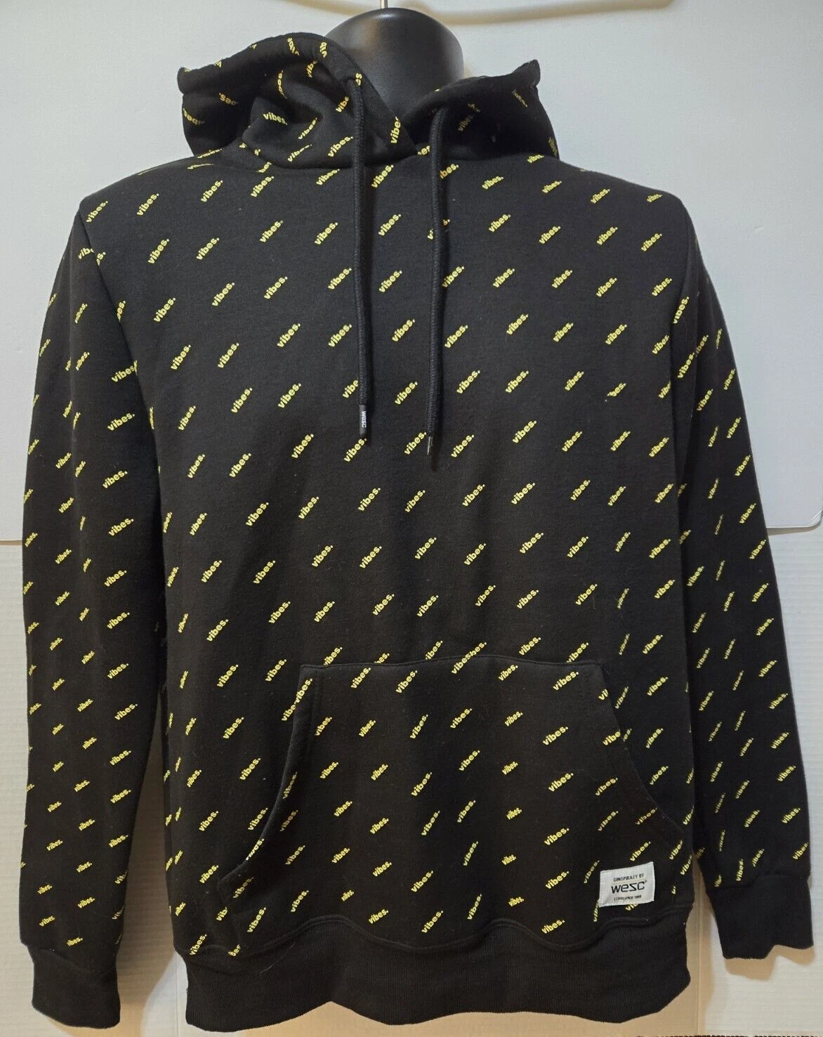 Consiracy by WeSc Mens (M) or Women's (L) Vibes Hoodie Black & Yellow Pullover