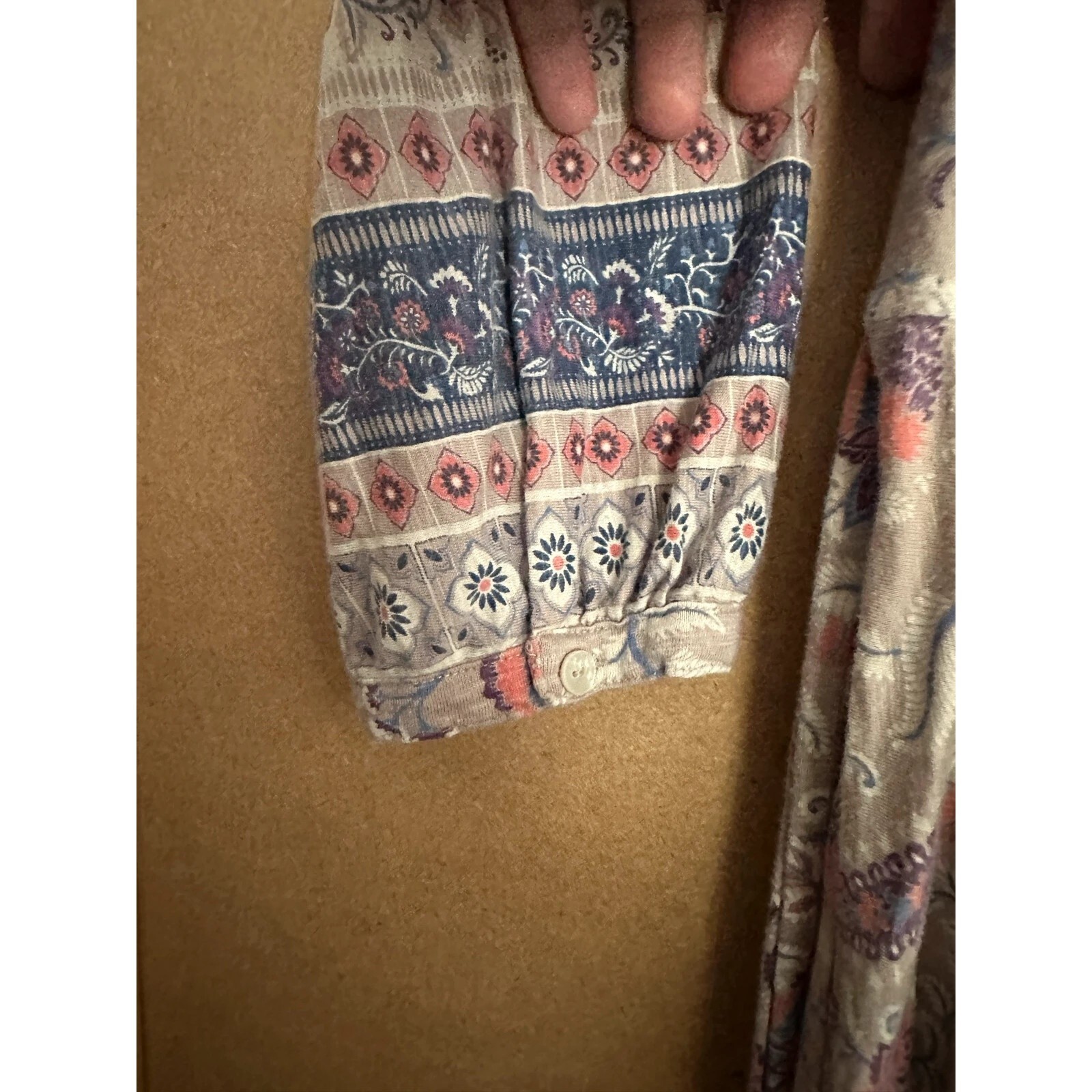 Mural midi dress size m image 2
