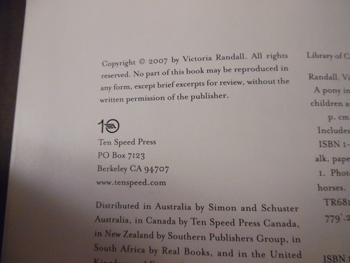 A Pony in the Picture: Vintage Portraits, Victoria Randall, HC 2007 1st Edit - Picture 5 of 12
