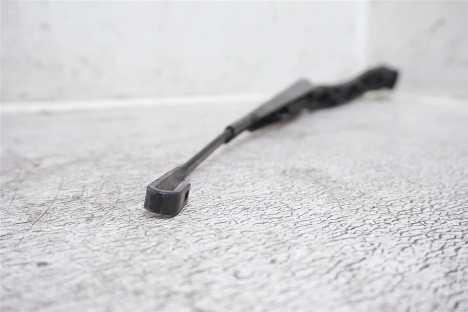 Brazo limpiaparabrisas conductor izquierdo 17 18 Toyota 86 13 - 16 Scion FR-S SU003-02670 Foto 4 de 4