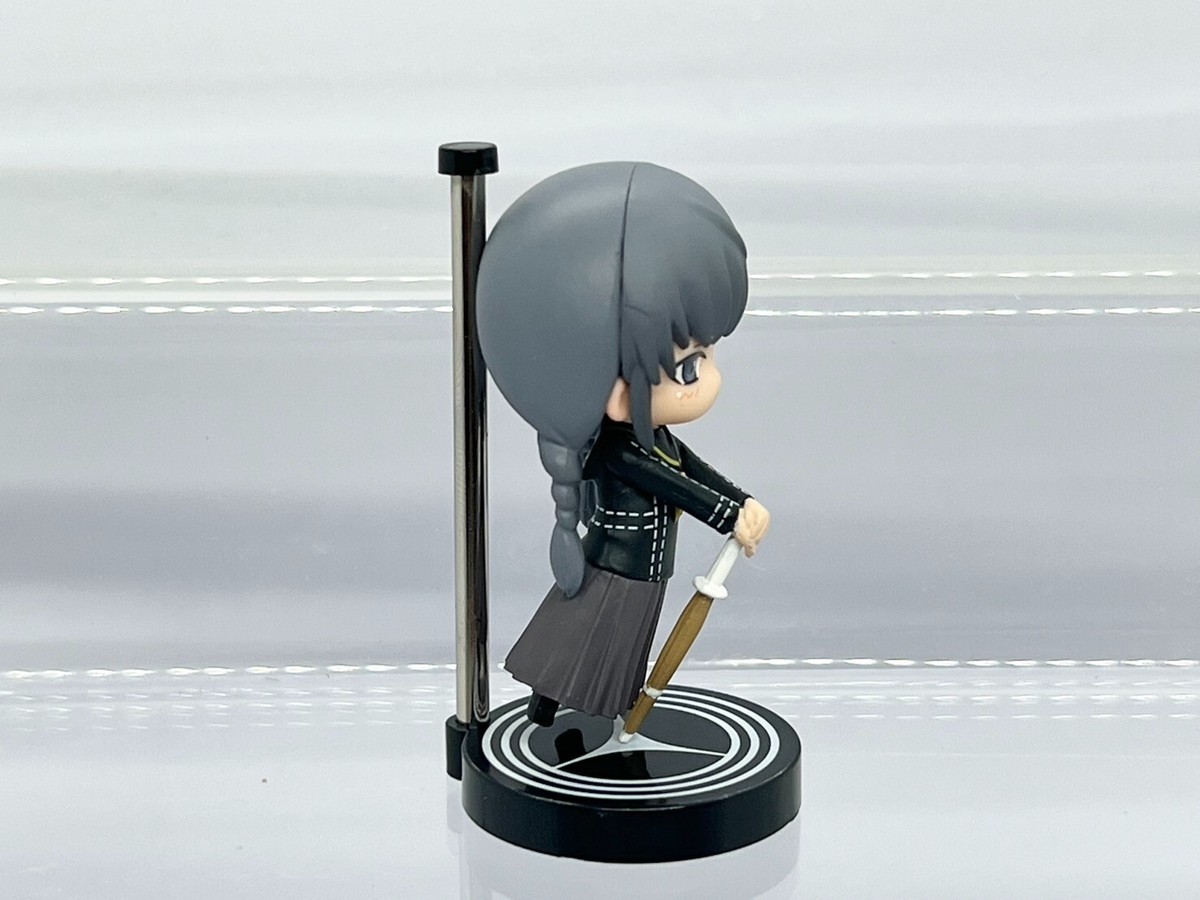 Yu Narukami Persona 4 フィギュア s-l400.jpg