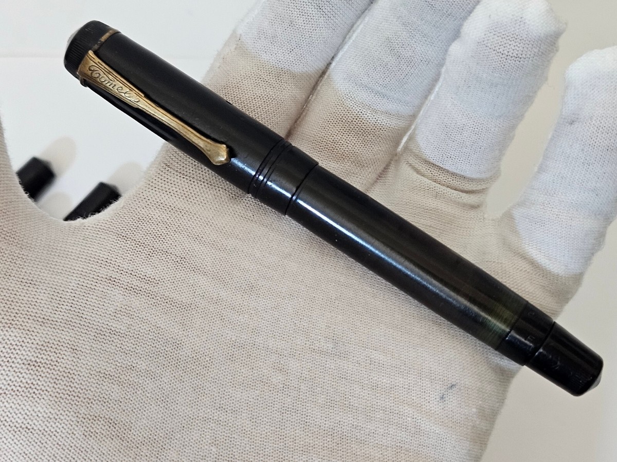 D314B ヴィンテージロングネックレス☆美品 ヴィンテージ男女兼用人型ペンダントステンレスネックレス