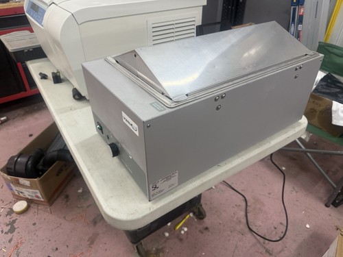 VWR Shel Lab 1213 Digital Water Bath – Heated Lab Bath 120V – Tested Working