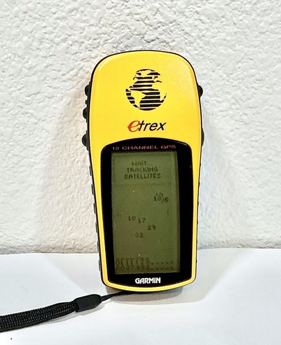 Garmin eTrex Personal Navigator Yellow 12 Channel Handheld GPS - Tested - Picture 3 of 9