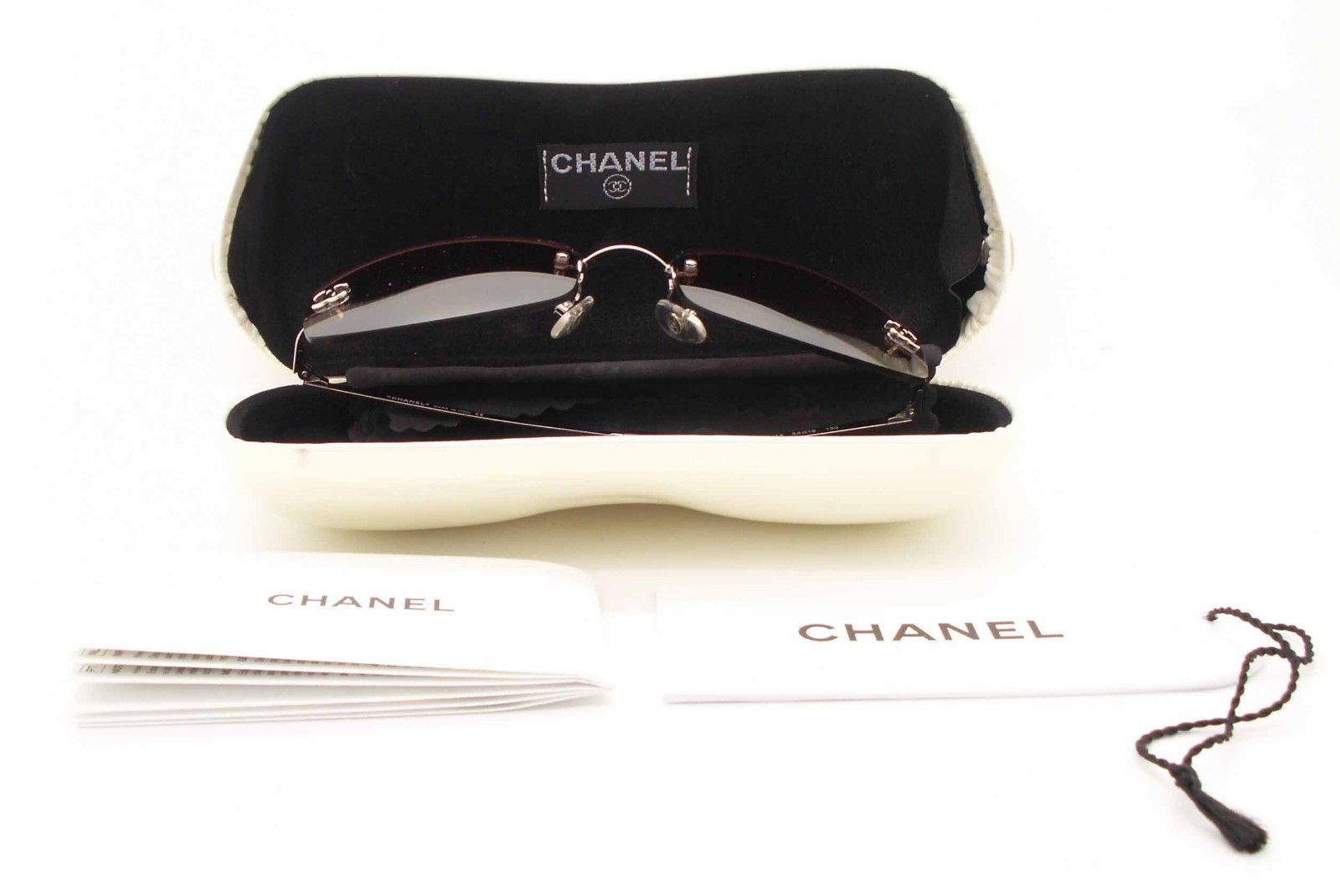 AUTHENTIC NOS NEW OLD STOCK CHANEL CH4002 C124/58 SUNGLASSES image 7