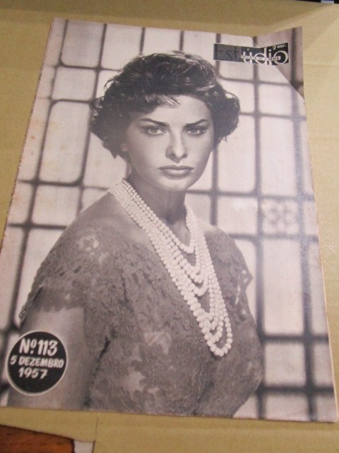 Portuguese magazine year 1957 cover Sophia Loren