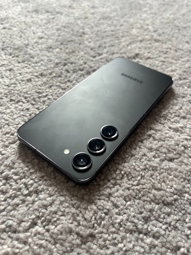 Samsung Galaxy S23 - 128 GB - Phantom Black (Unlocked)