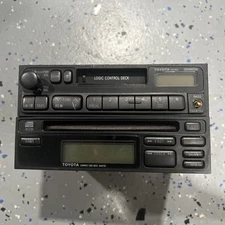 Toyota Compact Disc Deck 34210 & Toyota AD6400