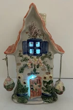 Vintage Garden Cottage Spring Tea LED Light Holder House Hanging Beautiful EUC