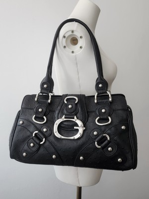 Guess Vintage Y2K Nieten Schultertasche Schwarz Strauß Tasche Rock Gothic Grunge