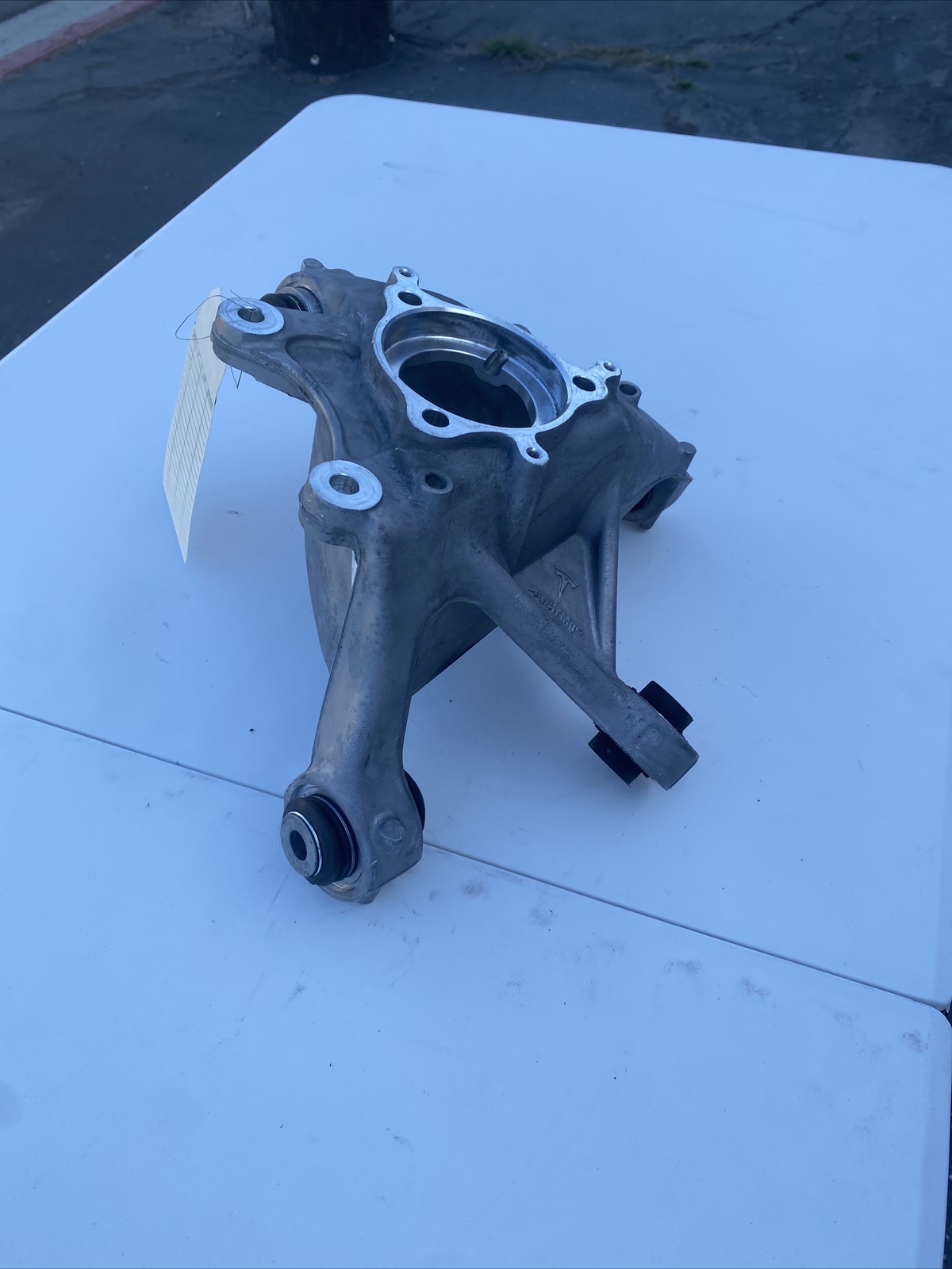 OEM 2021 2022 Tesla Model S Plaid Rear Right Passenger Knuckle 1420416 oem-2021-2022-tesla-model-s-plaid-rear-right-passenger-knuckle-1420416