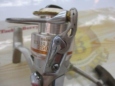 Daiwa Emblem-X 2500C 4.8:1 Gear Spinning Reel big game