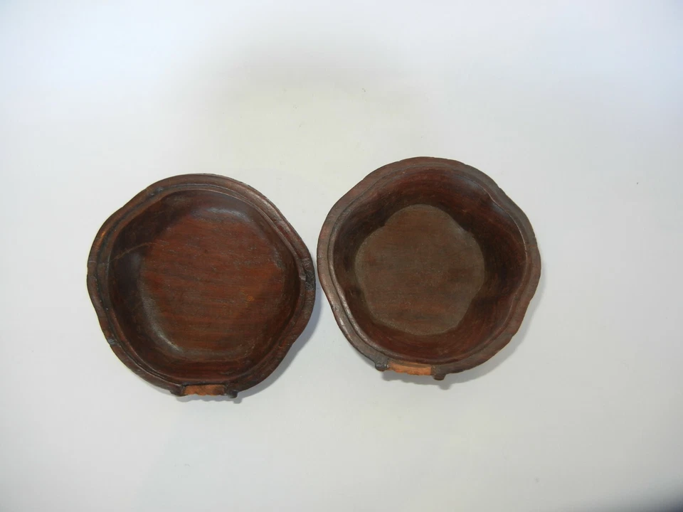 Caja amarilla vintage elaboradamente tallada a mano Huanghuali en forma de granada  Foto 4 de 4