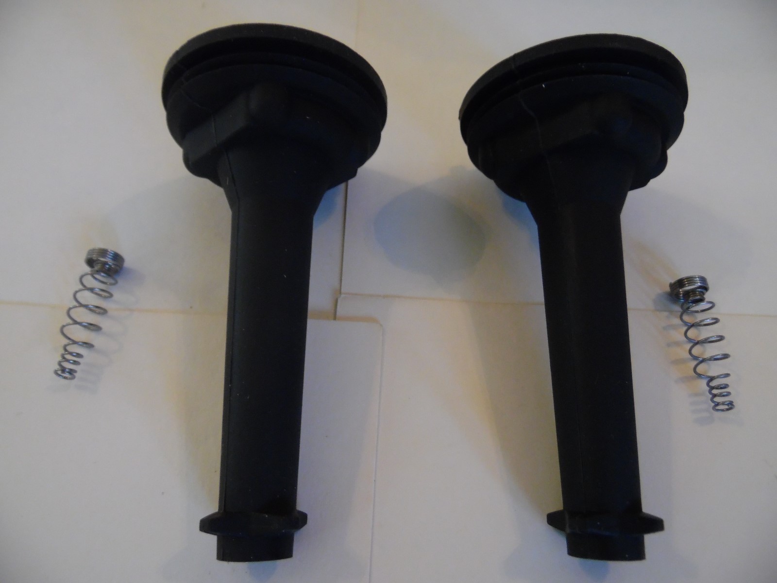 2Autolite Professional Series Coil On Plug Boots 50023,Replaces Denso 671-5010