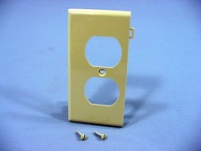 Leviton PSE8-I Ivory 1-Gang Thermoplastic Unbreakable Sectional Wallplate Cover