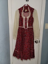 Gunne Sax Vintage 1970s Red Floral Prairie Dress Long Sleeves Lace Collar