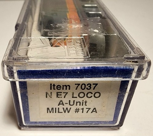 Life-Like N Scale MILWAUKEE ROAD E-7A Loco 17A #7037 BRAND NEW IN BOX-SCARCE - Picture 8 of 21