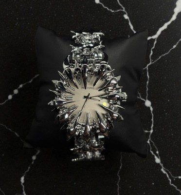 Vintage Chrome Type Uhr Y2k Gothic Style