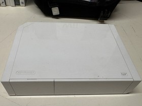 Nintendo Wii Console Bundle Lot 10 Games Wii Travel Bag and Controllers READY !!