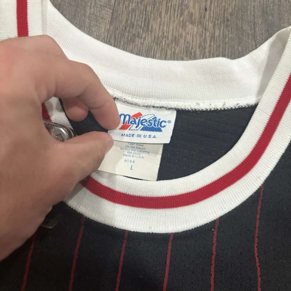 Vintage Majestic Cincinnati Bearcats Basketball Jersey Size Large 90s Pinstripe - Image 3 of 4