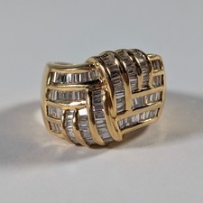 18ct Gold 2.02ct Baguette Diamond Knot Style Dress Ring Size K1/2