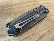 Leatherman Charge TTi multi-tool S30V Titanium