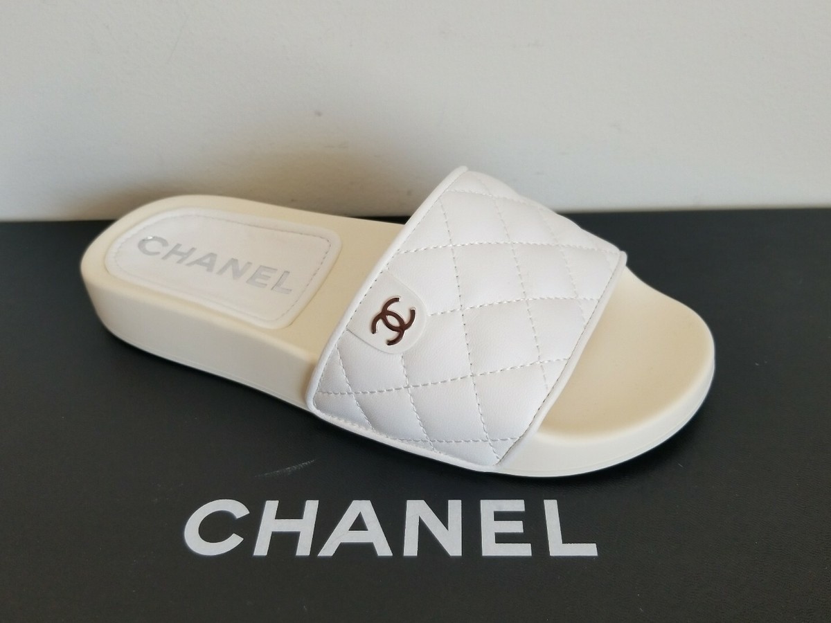 CHANEL ICONIC SUN DECK RARE QUILTED IVORY CC LOGO SLIDES EU 35