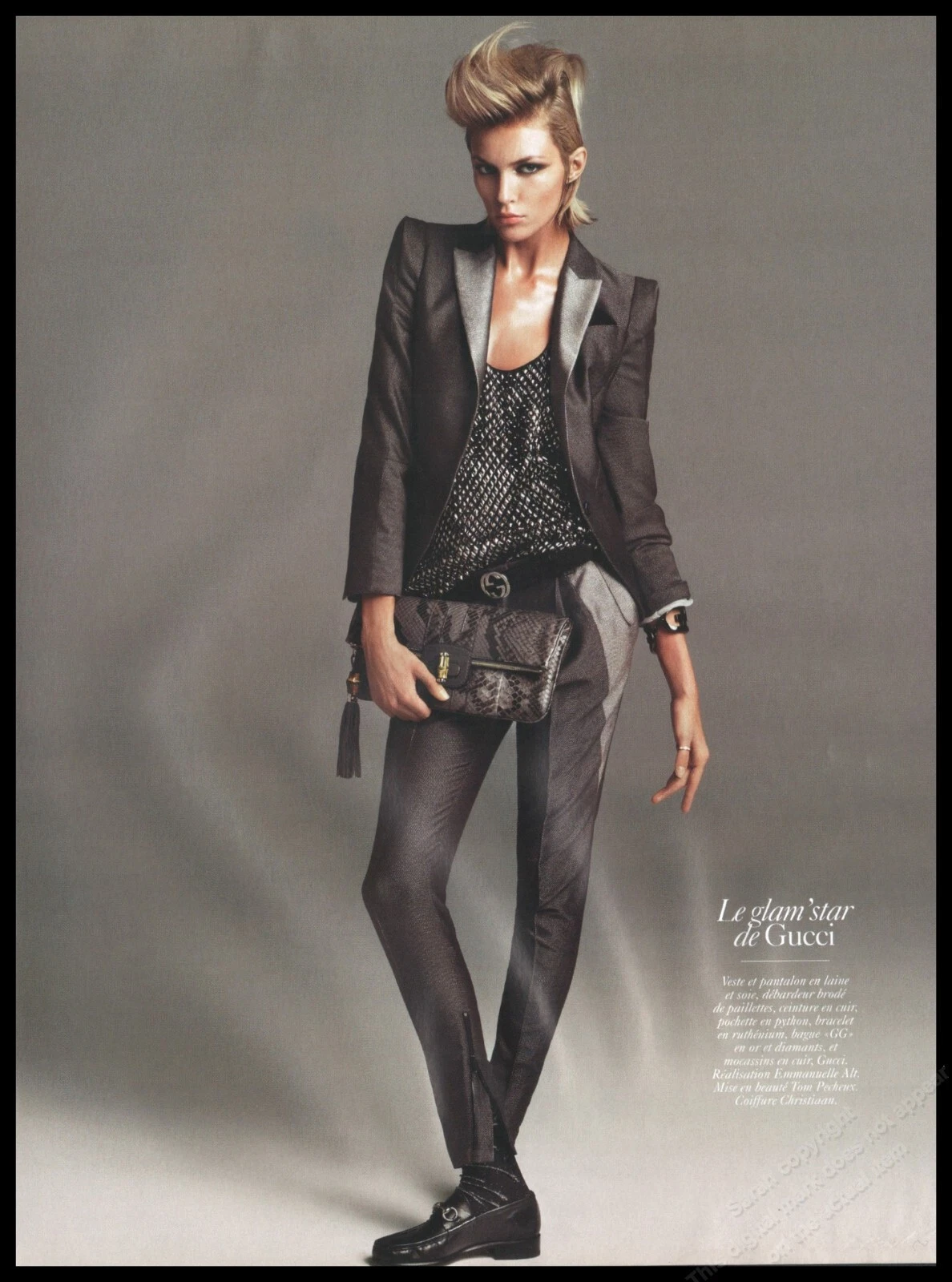 2009 Gucci Footwear Magazine publicité imprimée femmes mode chaussures longues jambes  1 pg