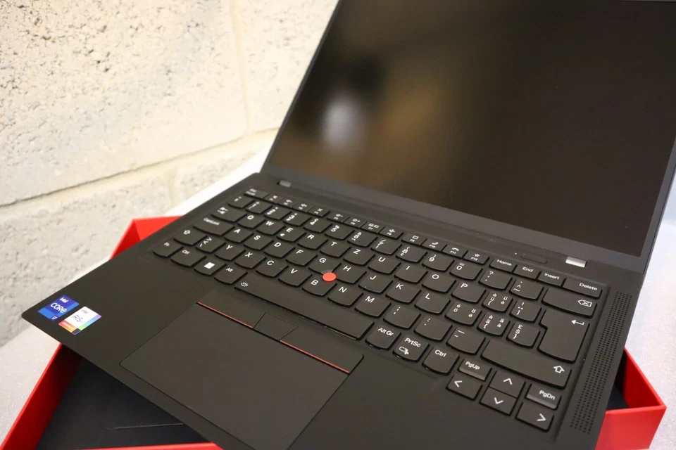 4TB-SSD/32GB SWISS SCHWEIZ LENOVO THINKPAD X1 CARBON G9  TOUCH i7-1165G7 GAR - Bild 3 von 4