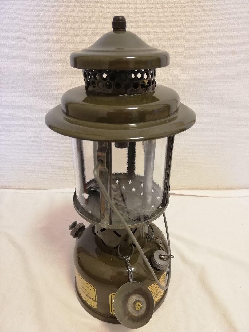 1958 Coleman military vintage lantern 252 early model 1958 Coleman military vintage lantern 252 early model