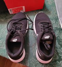 Nike 7Y Boys Tanjun GS Black White Brand New in Box