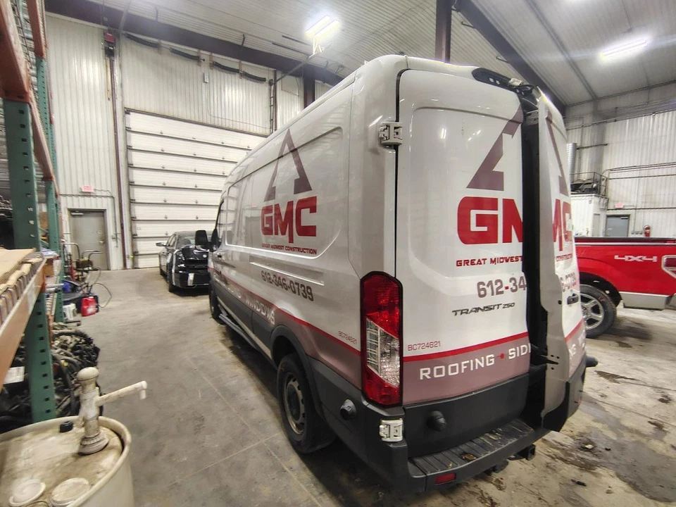 Motor calefactor Ford Transit 250 15-23 E827985 Foto 3 de 4