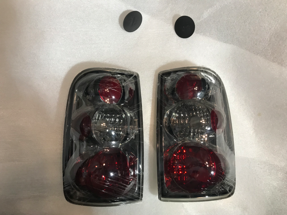 Smoke Tail Lights For 1995-2004 Chevy Blazer & GMC Jimmy - Left & Right Pair LED
