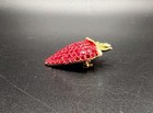 Vintage Gold Tone Red/Green Rhinestone Pave Enamel Strawberry Pin Brooch — photo 3