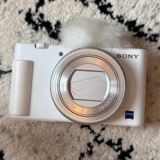 Sony ZV-1 20.1MP Compact Digital Camera Flip-out 3.0 LCD Screen With Charger