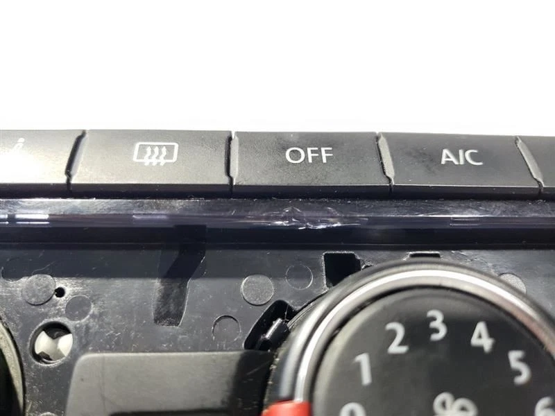 Control de temperatura CA zona única opción asiento térmico OEM 2013 Volkswagen Passat Foto 4 de 4