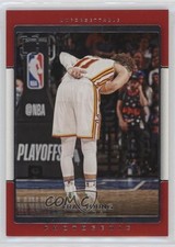2021-22 Panini Photogenic Unforgettable Trae Young #18 1qp0