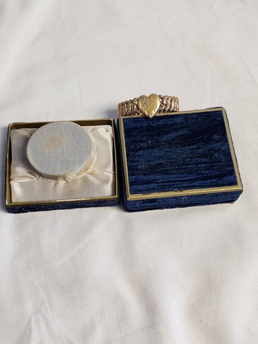 Pulsera Corazón Elástico Lleno de Oro Vintage Sweetheart con Caja Original - Imagen 5 de 11