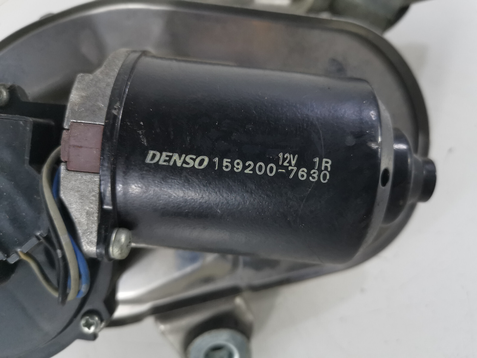08-19 Maserati GranTurismo S M145 Windshield Wiper Motor OEM